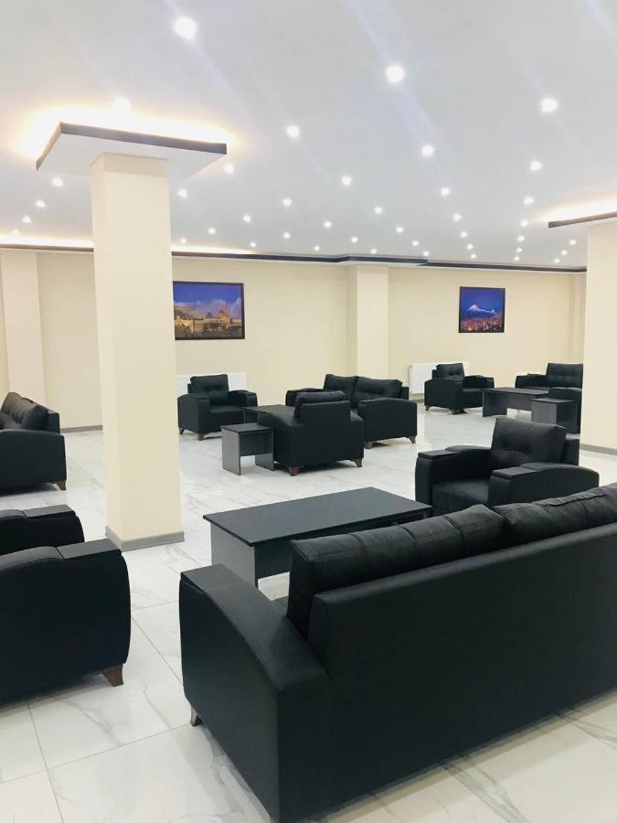 Atlihan Plus Hotel Doğubayazıt Bagian luar foto